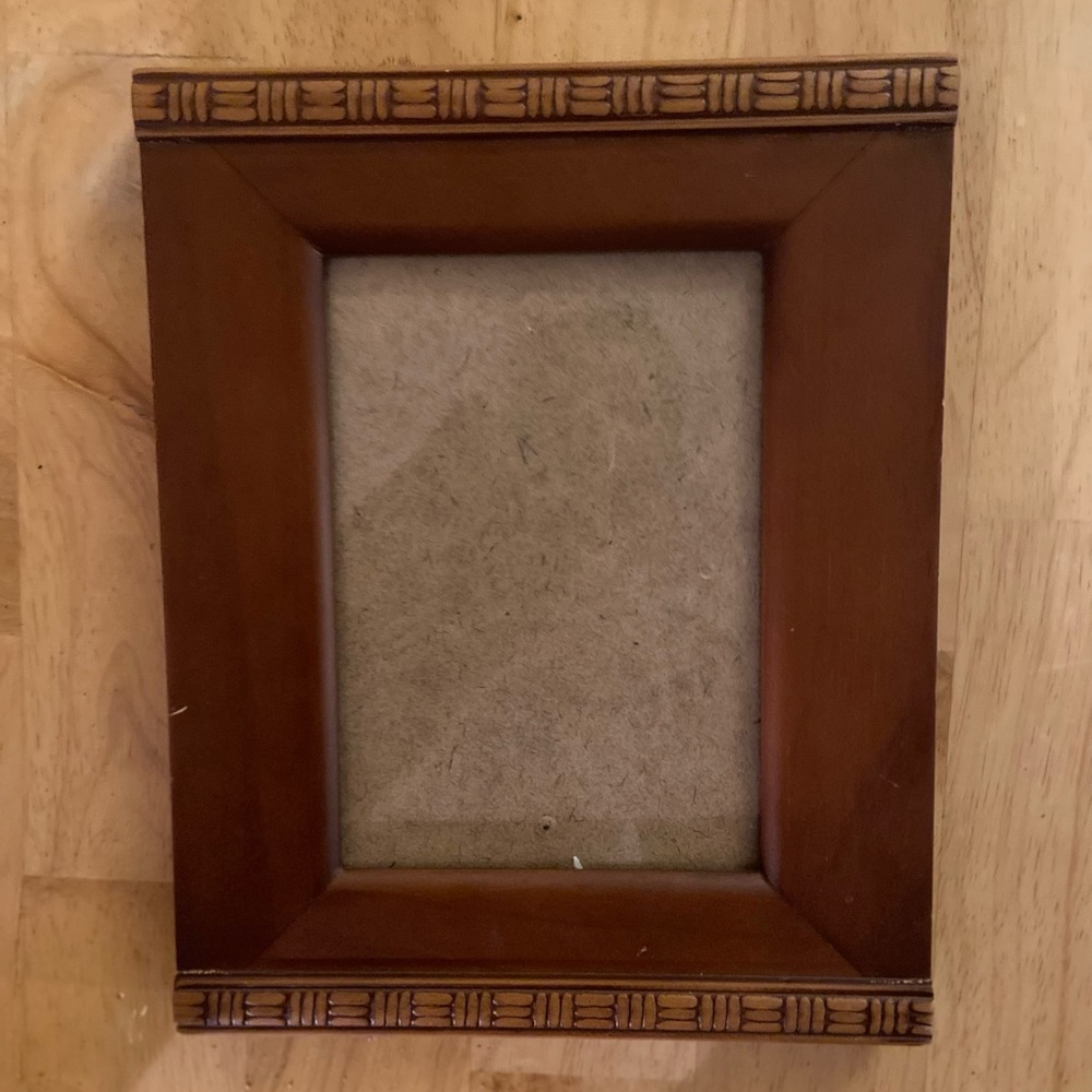Wooden 5 X 7 picture frame